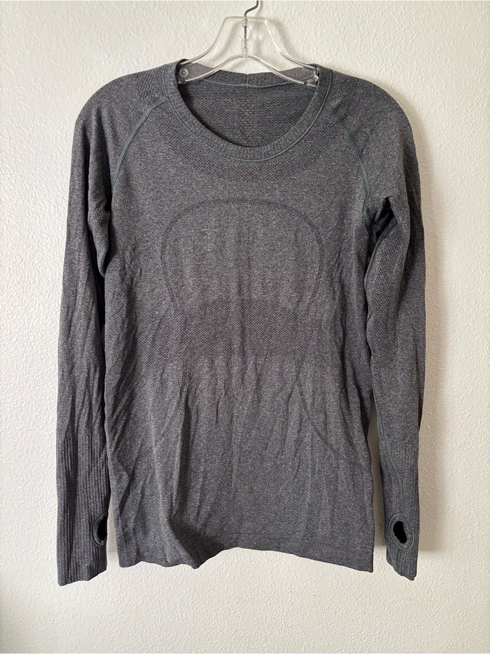 Lululemon Grey Long Sleeve 4-6 Running Activewear